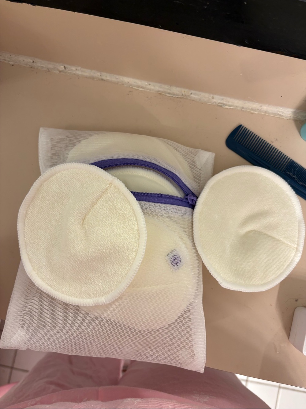 Reusable Cream Nursing Pads with Purple Zipper Pouch